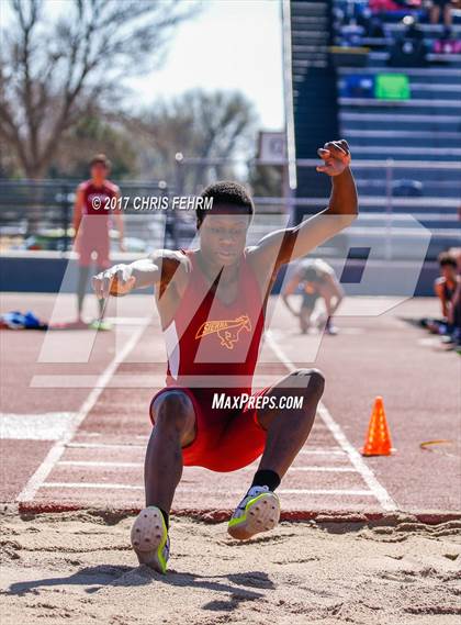 Thumbnail 2 in Terror Track & Field Invitational photogallery.