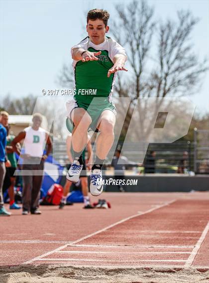 Thumbnail 2 in Terror Track & Field Invitational photogallery.