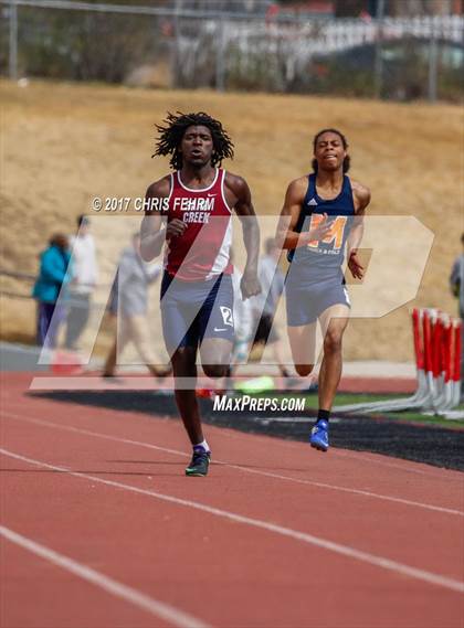 Thumbnail 3 in Terror Track & Field Invitational photogallery.