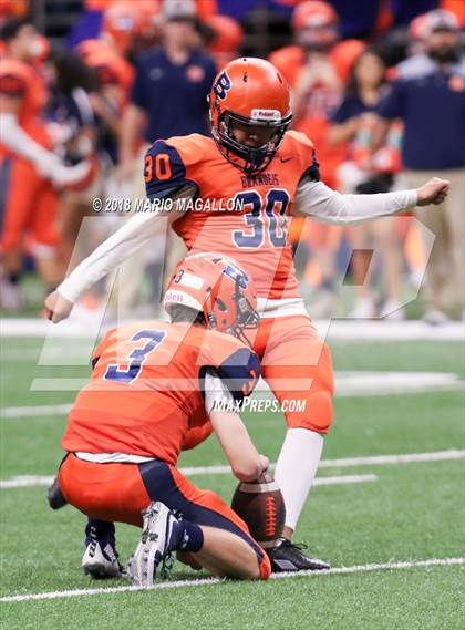 Thumbnail 2 in Hanna vs Brandeis (UIL 6A Region Playoff) photogallery.