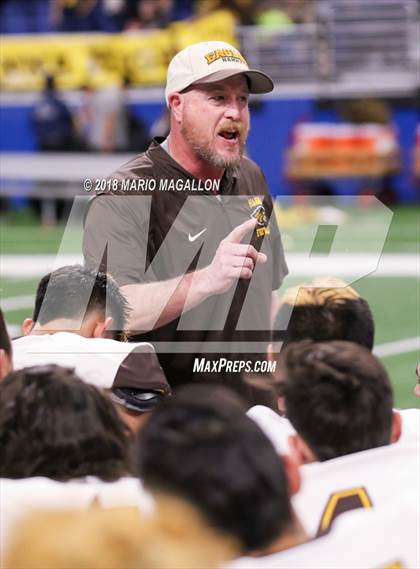 Thumbnail 2 in Hanna vs Brandeis (UIL 6A Region Playoff) photogallery.