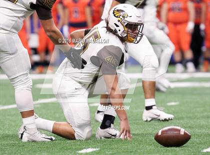 Thumbnail 2 in Hanna vs Brandeis (UIL 6A Region Playoff) photogallery.