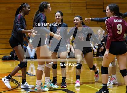 Thumbnail 3 in Lakeland @ Lake Gibson (FHSAA 6A District 7 Semifinals) photogallery.