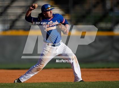 Thumbnail 3 in Red Bank vs East Hamilton photogallery.