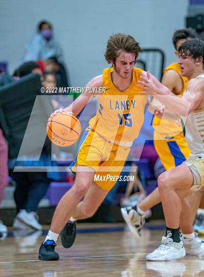 Thumbnail 1 in Laney vs. Pinecrest (2021 Bladen Offroad Christmas Tournament) photogallery.