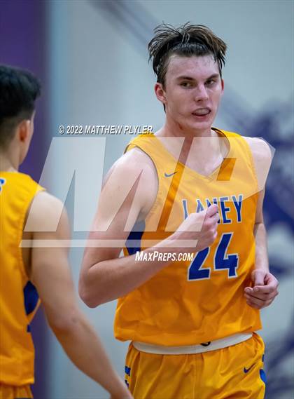 Thumbnail 2 in Laney vs. Pinecrest (2021 Bladen Offroad Christmas Tournament) photogallery.