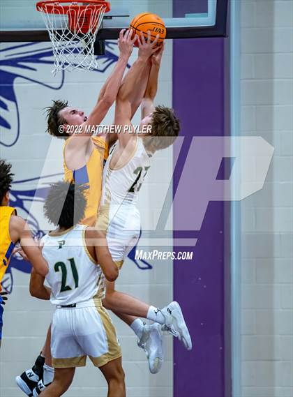 Thumbnail 1 in Laney vs. Pinecrest (2021 Bladen Offroad Christmas Tournament) photogallery.