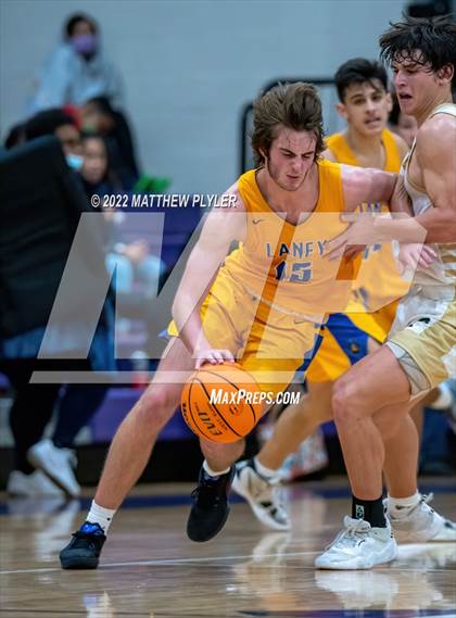 Thumbnail 2 in Laney vs. Pinecrest (2021 Bladen Offroad Christmas Tournament) photogallery.
