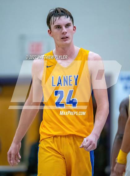 Thumbnail 1 in Laney vs. Pinecrest (2021 Bladen Offroad Christmas Tournament) photogallery.