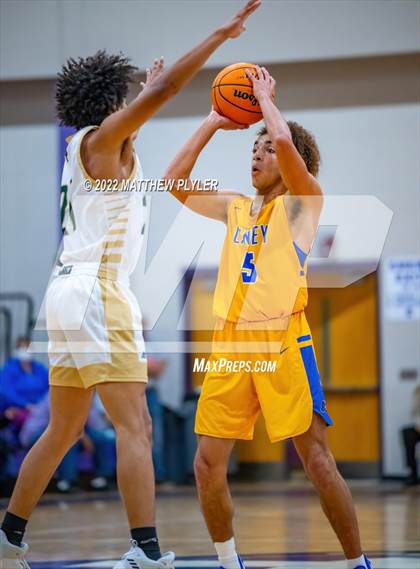 Thumbnail 3 in Laney vs. Pinecrest (2021 Bladen Offroad Christmas Tournament) photogallery.