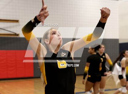 Thumbnail 2 in Orange Lutheran vs. Salpointe Catholic (Lancer Invitational) photogallery.