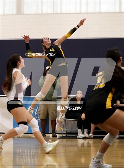Thumbnail 2 in Orange Lutheran vs. Salpointe Catholic (Lancer Invitational) photogallery.