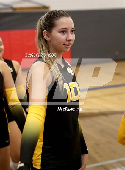 Thumbnail 2 in Orange Lutheran vs. Salpointe Catholic (Lancer Invitational) photogallery.