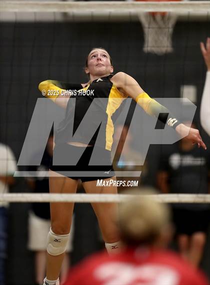 Thumbnail 2 in Orange Lutheran vs. Salpointe Catholic (Lancer Invitational) photogallery.