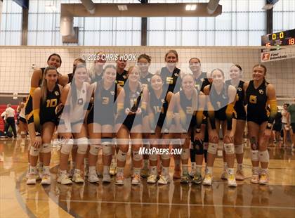 Thumbnail 2 in Orange Lutheran vs. Salpointe Catholic (Lancer Invitational) photogallery.