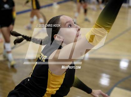 Thumbnail 2 in Orange Lutheran vs. Salpointe Catholic (Lancer Invitational) photogallery.