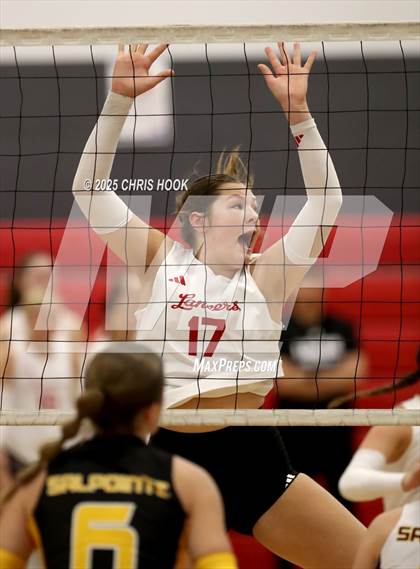 Thumbnail 2 in Orange Lutheran vs. Salpointe Catholic (Lancer Invitational) photogallery.