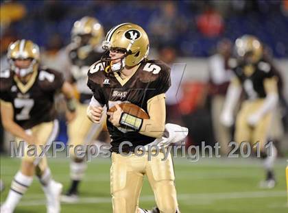 Thumbnail 2 in Bishop McNamara vs. Landon (Patriot Classic) photogallery.
