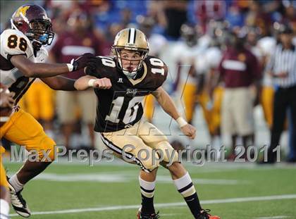 Thumbnail 2 in Bishop McNamara vs. Landon (Patriot Classic) photogallery.