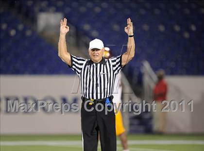 Thumbnail 2 in Bishop McNamara vs. Landon (Patriot Classic) photogallery.