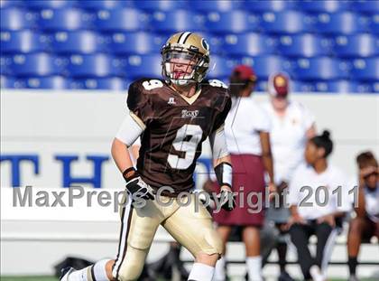 Thumbnail 3 in Bishop McNamara vs. Landon (Patriot Classic) photogallery.