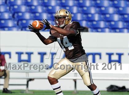 Thumbnail 2 in Bishop McNamara vs. Landon (Patriot Classic) photogallery.