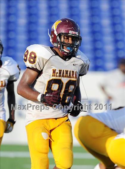 Thumbnail 3 in Bishop McNamara vs. Landon (Patriot Classic) photogallery.
