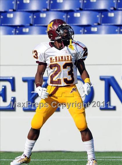 Thumbnail 1 in Bishop McNamara vs. Landon (Patriot Classic) photogallery.