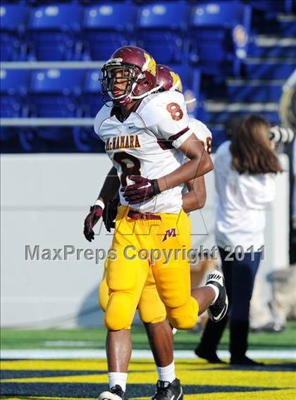 Thumbnail 2 in Bishop McNamara vs. Landon (Patriot Classic) photogallery.