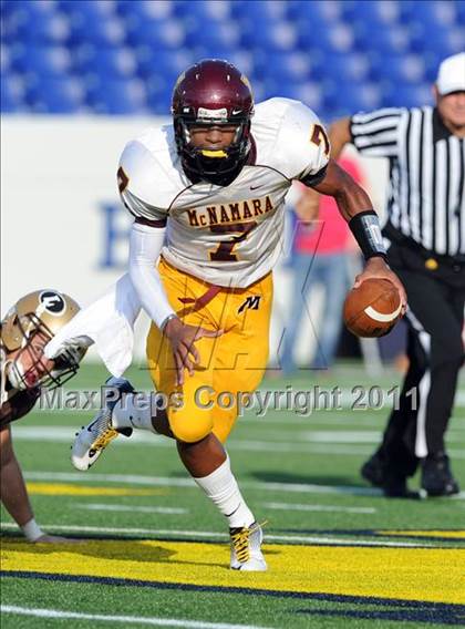 Thumbnail 1 in Bishop McNamara vs. Landon (Patriot Classic) photogallery.