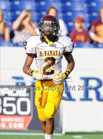 Thumbnail 2 in Bishop McNamara vs. Landon (Patriot Classic) photogallery.