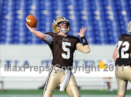 Thumbnail 2 in Bishop McNamara vs. Landon (Patriot Classic) photogallery.