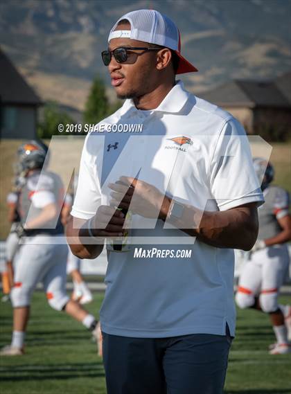 Thumbnail 3 in Sierra Vista @ Skyridge photogallery.