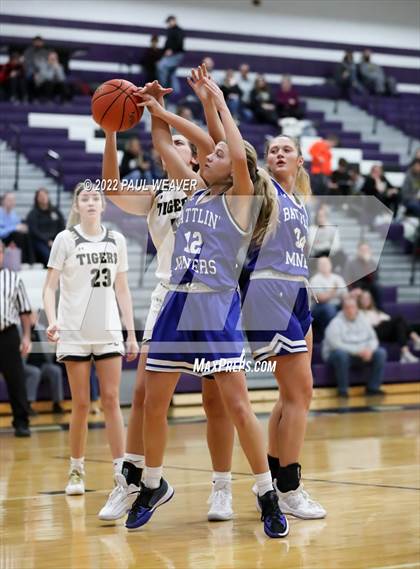 Thumbnail 3 in Southern Columbia Area vs. Minersville (Bob Probert Tournament) photogallery.
