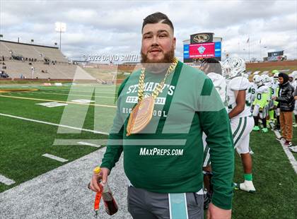 Thumbnail 1 in St. Dominic vs. St. Mary's (MSHSAA Class 4 Championship) photogallery.