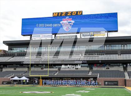 Thumbnail 3 in St. Dominic vs. St. Mary's (MSHSAA Class 4 Championship) photogallery.