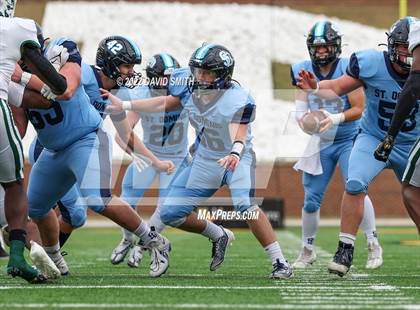 Thumbnail 1 in St. Dominic vs. St. Mary's (MSHSAA Class 4 Championship) photogallery.