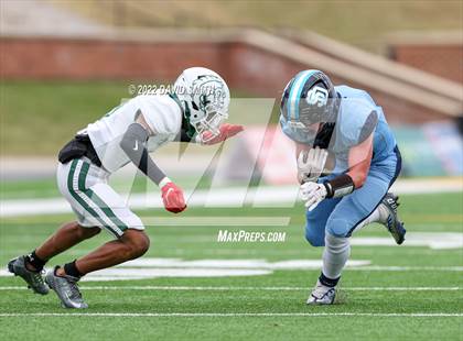 Thumbnail 2 in St. Dominic vs. St. Mary's (MSHSAA Class 4 Championship) photogallery.
