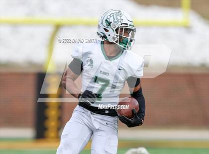 Thumbnail 3 in St. Dominic vs. St. Mary's (MSHSAA Class 4 Championship) photogallery.