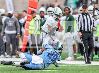 Thumbnail 2 in St. Dominic vs. St. Mary's (MSHSAA Class 4 Championship) photogallery.