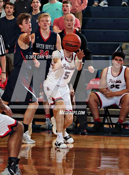 Thumbnail 1 in Jefferson County vs South-Doyle (D2AAA Semifinal) photogallery.