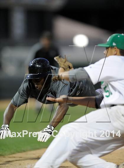 Thumbnail 3 in Upland vs. Rancho Cucamonga (Battle of the Baseline League) photogallery.