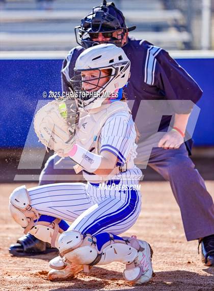 Thumbnail 1 in Stephenville @ Lampasas photogallery.