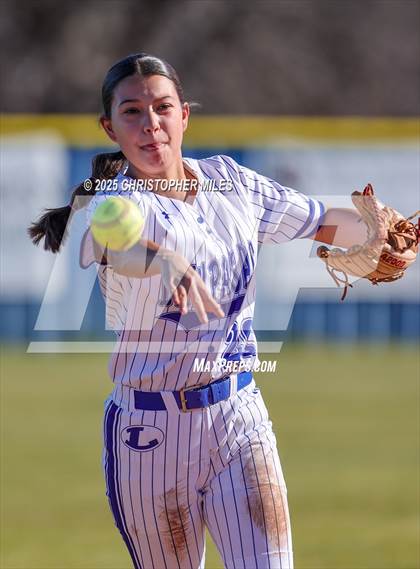 Thumbnail 3 in Stephenville @ Lampasas photogallery.