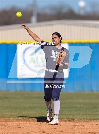 Thumbnail 2 in Stephenville @ Lampasas photogallery.