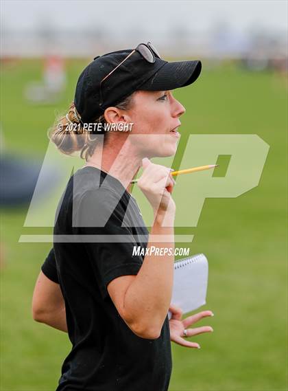 Thumbnail 1 in IMG Academy vs Cardinal Mooney photogallery.