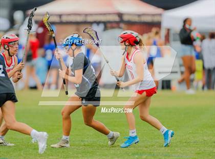 Thumbnail 2 in IMG Academy vs Cardinal Mooney photogallery.