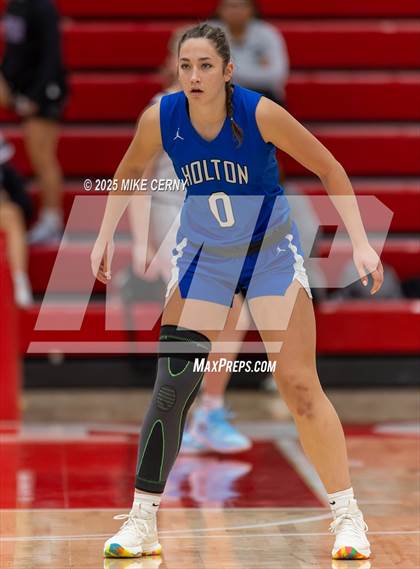 Thumbnail 3 in Eudora vs Holton (Tonganoxie Invitational Tournament) photogallery.