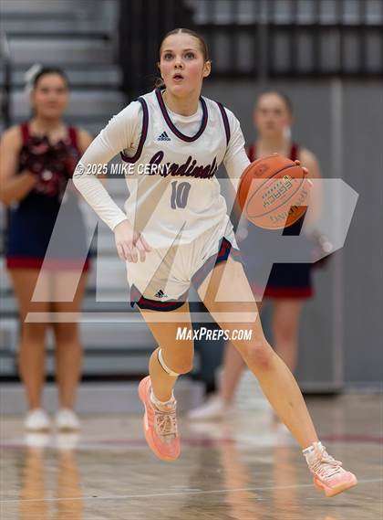 Thumbnail 3 in Eudora vs Holton (Tonganoxie Invitational Tournament) photogallery.