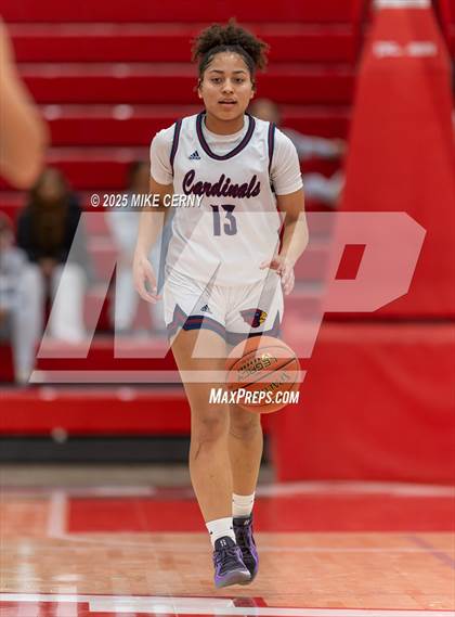 Thumbnail 1 in Eudora vs Holton (Tonganoxie Invitational Tournament) photogallery.
